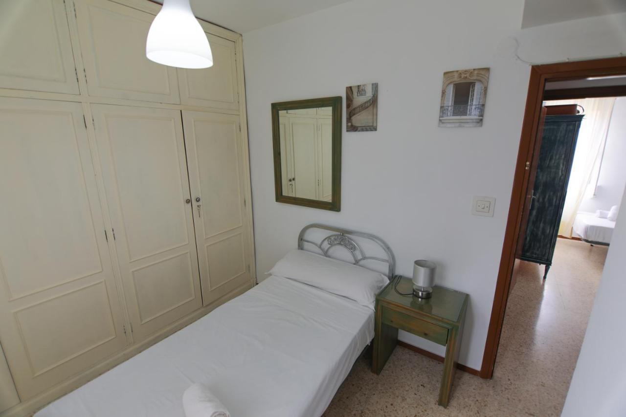 Rentalsevilla Apartamento Luminoso Con 3 * Séville